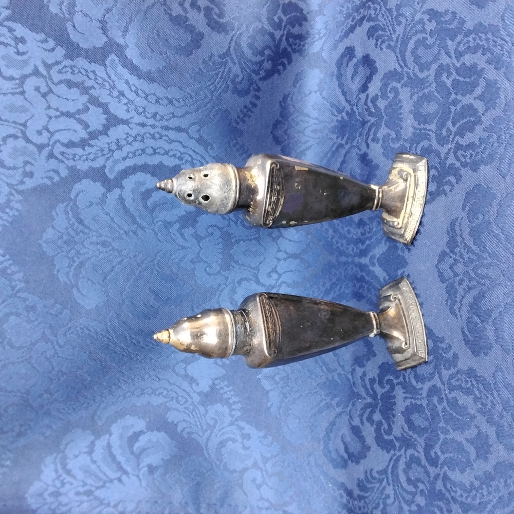 Vintage La France Reg 504 Salt and Pepper Shaker